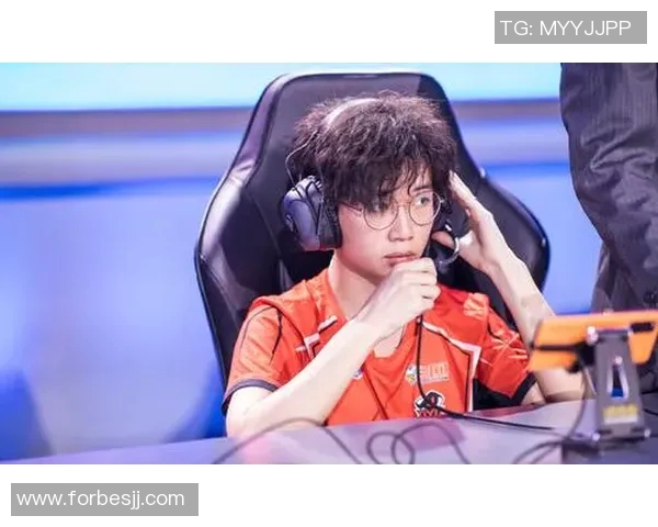 王者荣耀中LNG战队配合策略与战术分析探讨